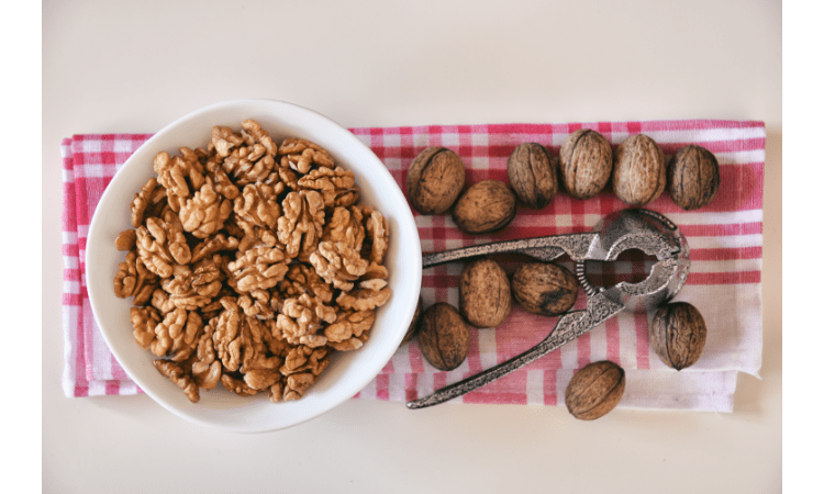 Walnuts and brain health