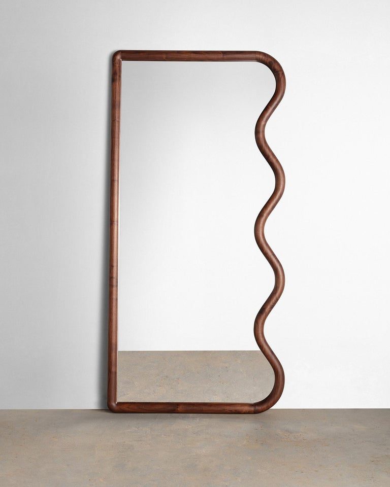 squiggly mirror